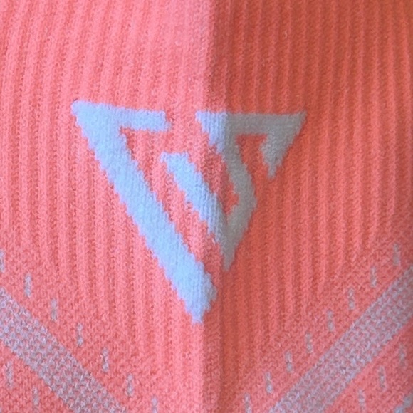 NWOT Performance Running/Compression/Athletic Socks - Picture 3 of 3